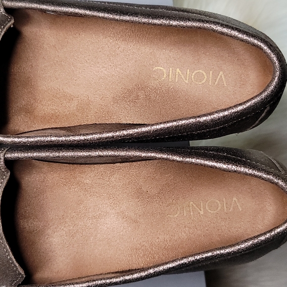 Women's Vionic Chill Debbie Metallic, Gold, US Size 9.5 - Picture 10 of 11